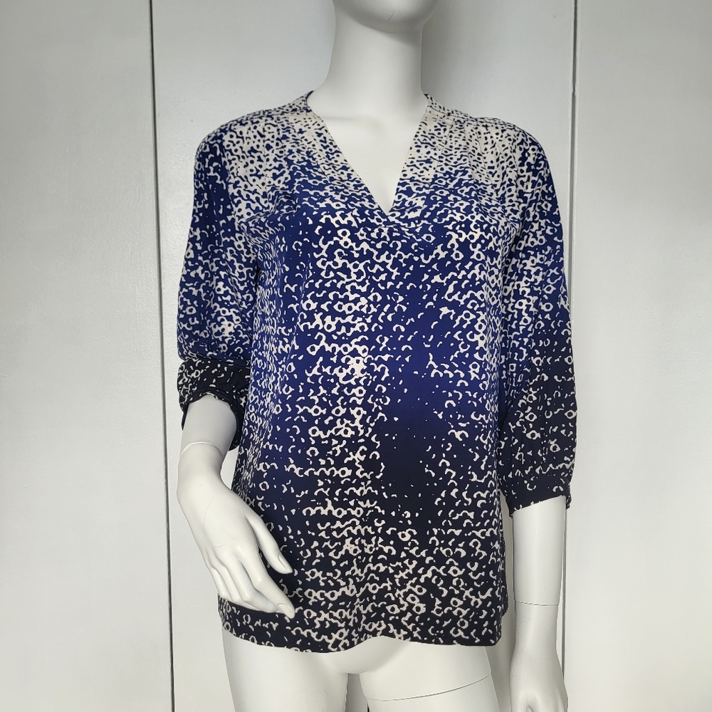 Diane Von Fustenberg Silk Feminine Airy Boho Effortless Summer Blouse